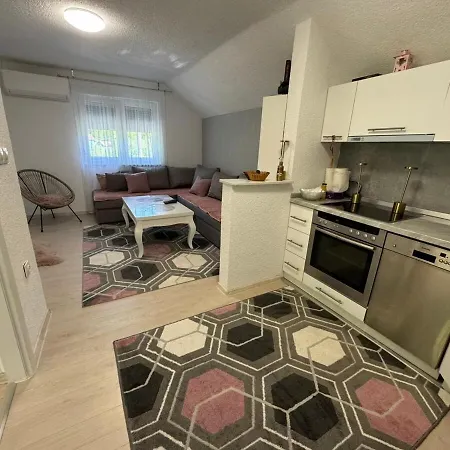 Holiday home Vacation Sarajevo Hadzici