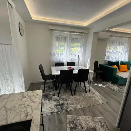 Vacation Sarajevo Vikendica *